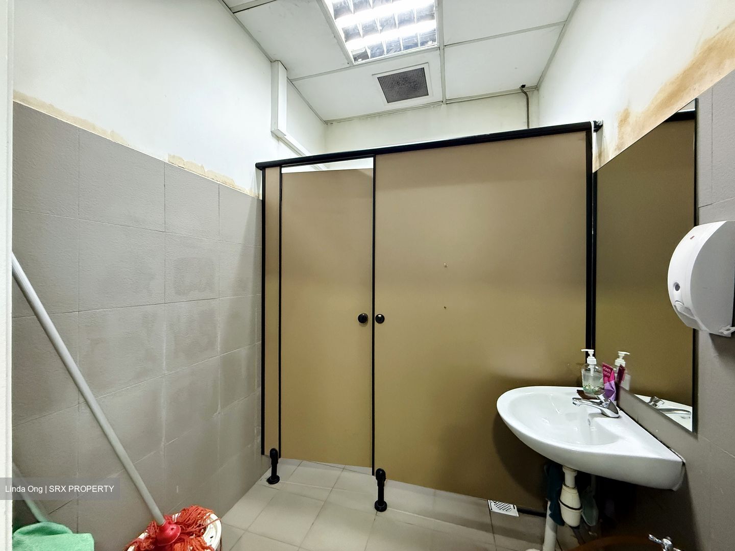 Bukit Panjang Delivery Base (D23), Retail #549910961